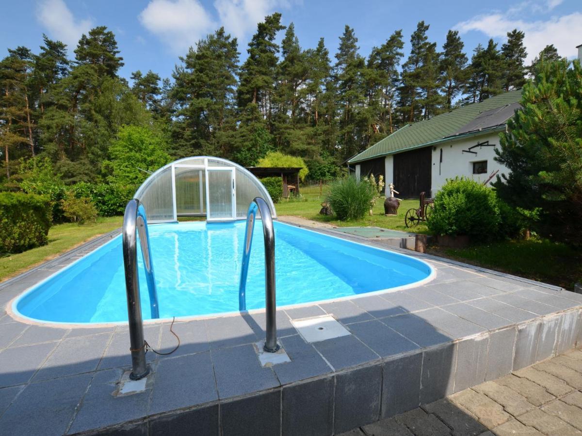 Luxury Villa Near Forest In Hlavice Czech Republic Vselibice Bilik gambar