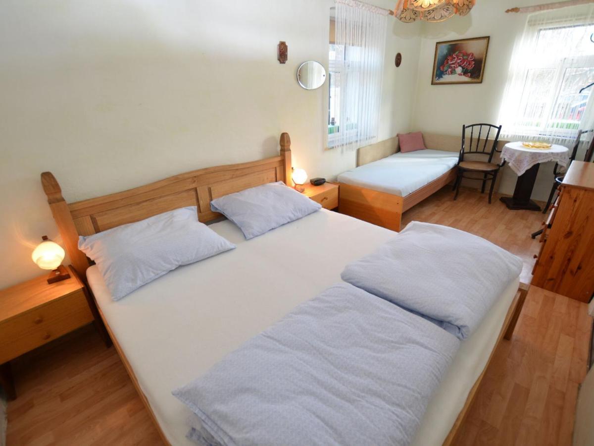 Luxury Villa Near Forest In Hlavice Czech Republic Vselibice Bilik gambar